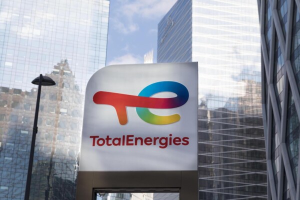 Chez TotalEnergies, un référendum salarial relance les tensions avec les syndicats