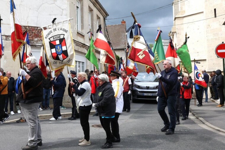 Dans l’Aisne, des centaines de personnes réunies pour un dernier hommage à Chloé