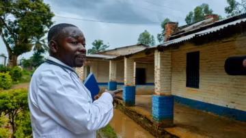 Des patients atteints d’Ebola fuient après des attaques contre des centres de santé en RDC
