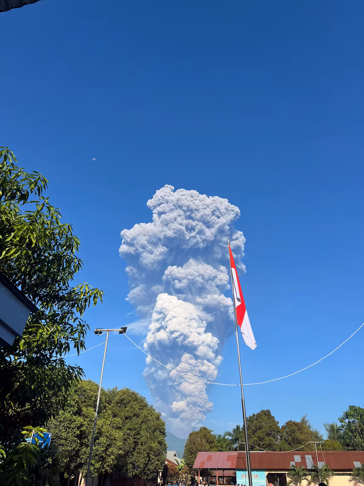 Two Singaporean tourists found dead after a spectacular volcanic eruption in Indonesia