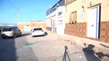 Drame familial en Espagne : un homme de 25 ans accusé d’avoir tué ses parents lors d’une fusillade