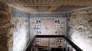 Égypte : des trésors inédits de Toutankhamon dévoilés à Louxor après plus d’un siècle