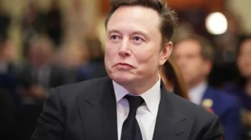 Elon Musk admet avoir puisé dans ChatGPT pour entraîner Grok, la « distillation » revient sur le banc des accusés