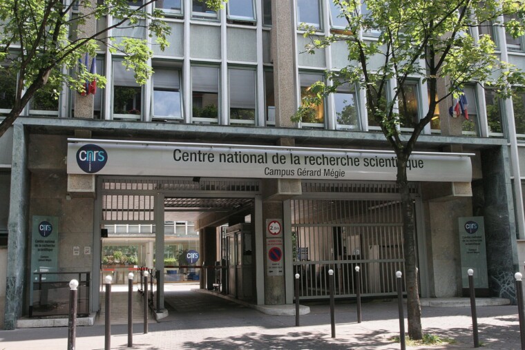 يرغب إيمانويل ماكرون في تعيين تيري دوكسوا رئيساً للمركز الوطني للبحث العلمي (CNRS).