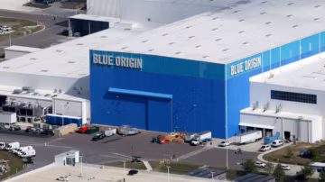 Enorme explosión en Blue Origin: el cohete gigante de Jeff Bezos destruido durante una prueba.