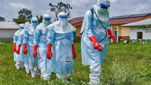 Face à la nouvelle épidémie en Afrique, la course aux vaccins contre une rare souche d’Ebola s’accélère — photo