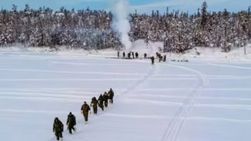 Face aux menaces de Trump, le Canada resserre son alliance militaire avec les pays nordiques dans l’Arctique