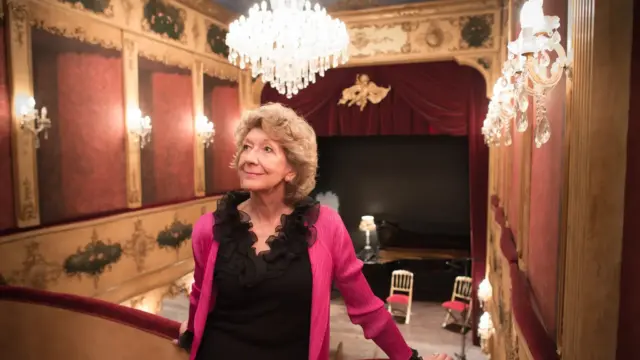 Felicity Lott est morte à l'age de 79 ans, la voix anglaise qui parlait français comme personne