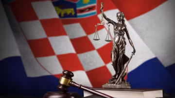 Guerra na antiga Iugoslávia: Ex-paramilitar sérvio extraditado da França é condenado a vinte anos de prisão.