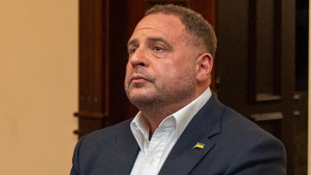 Ukraine : Andriy Yermak, ancien bras droit de Zelensky, arrêté pour corruption Ukraine : Andriy Yermak, ancien bras droit de Zelensky, arrêté pour corruption