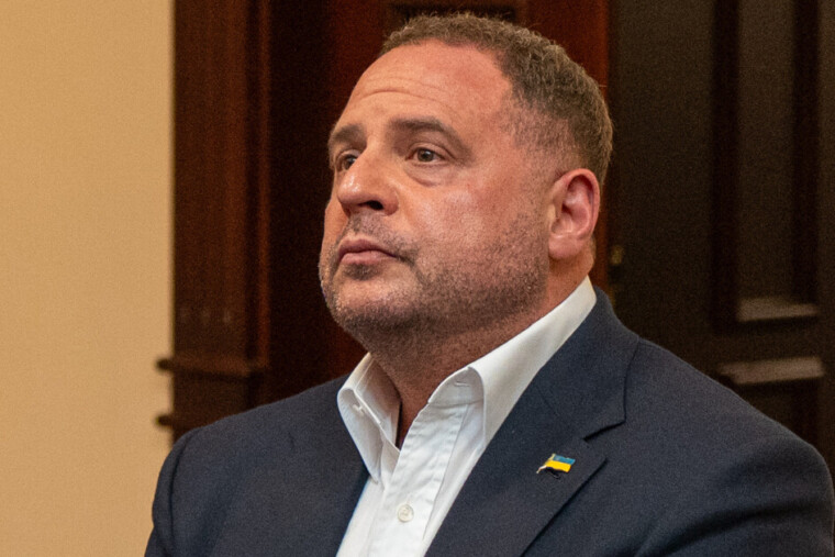Ukraine : Andriy Yermak, ancien bras droit de Zelensky, arrêté pour corruption