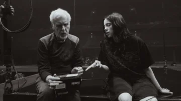 Billie Eilish in 3D by James Cameron: a stunning immersion, a frustrating edit