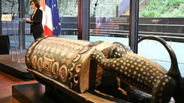 Il Parlamento adotta all'unanimità una legge quadro per la restituzione delle opere saccheggiate durante la colonizzazione.