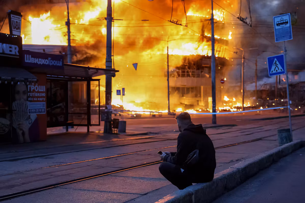 Kiev sous un déluge de feu : une attaque massive russe fait au moins quatre morts
