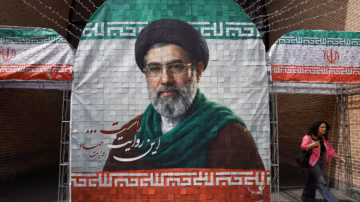 L’Iran refuse de céder son uranium enrichi : une décision qui menace les négociations avec Washington