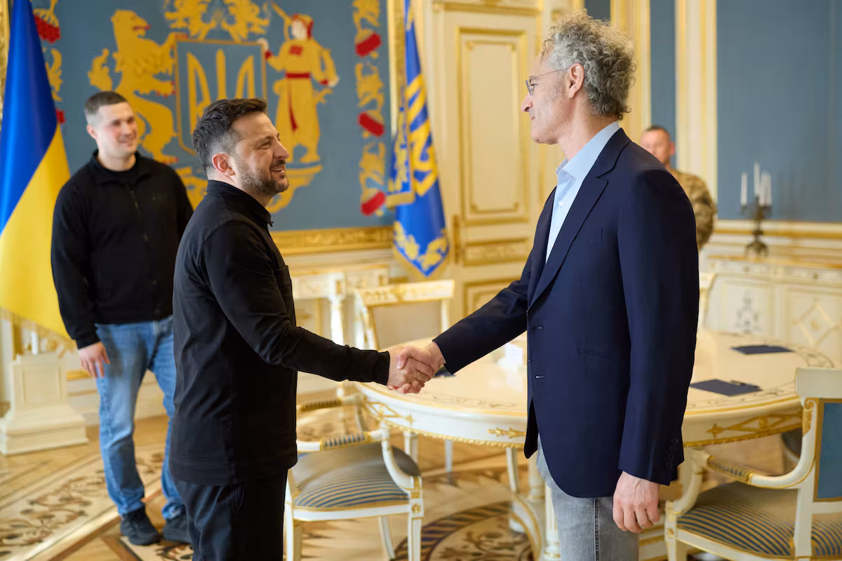 Ukraine is betting on artificial intelligence: Zelensky meets with the head of Palantir in the midst of the war against Russia