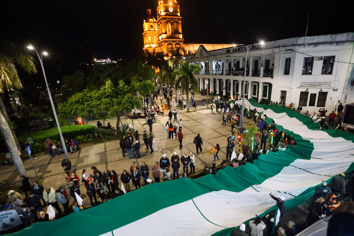 Bolivia under tension: the army will open “humanitarian corridors” amid blockades and social unrest