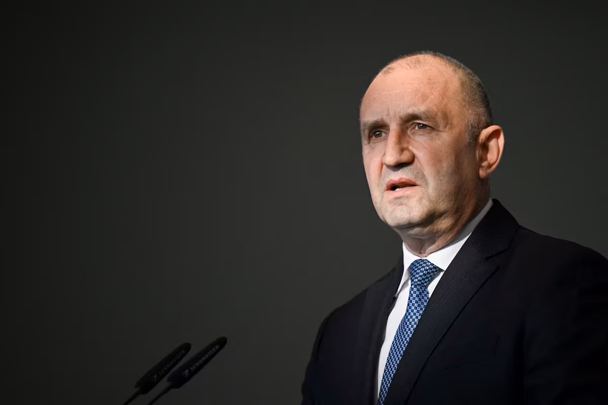 Bulgaria wants to limit the stay of US military aircraft due to a visa dispute.