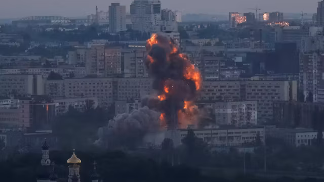 La Russie lance une attaque massive sur Kiev : missiles, drones et explosions en pleine nuit