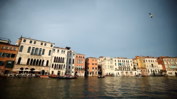 La coalition de Giorgia Meloni conserve Venise lors des élections municipales italiennes