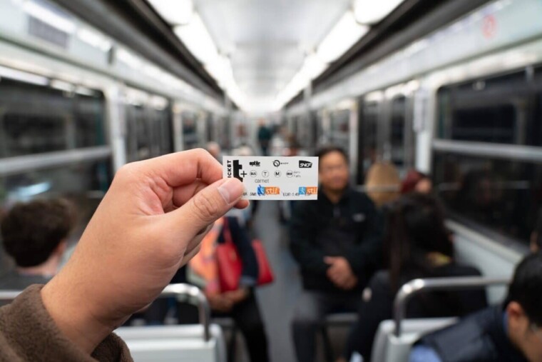 La fin des tickets carton dans les transports franciliens repoussée à l’automne 2026
