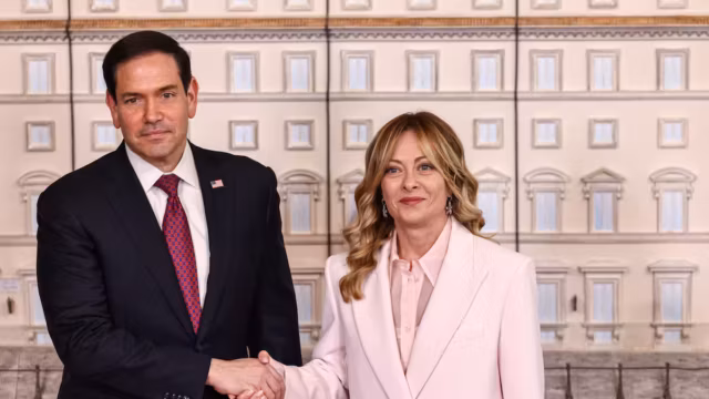 La guerre contre l’Iran fragilise l’alliance entre Meloni et Trump : Rubio envoyé à Rome pour calmer les tensions