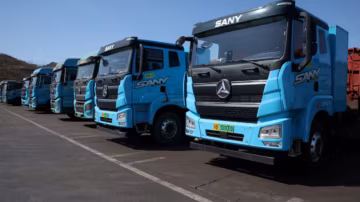 The war in Iran is accelerating the transition to electric trucks in China