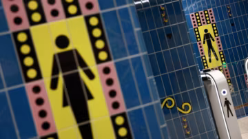 Le Royaume-Uni autorise l’exclusion des personnes transgenres de certains espaces non mixtes