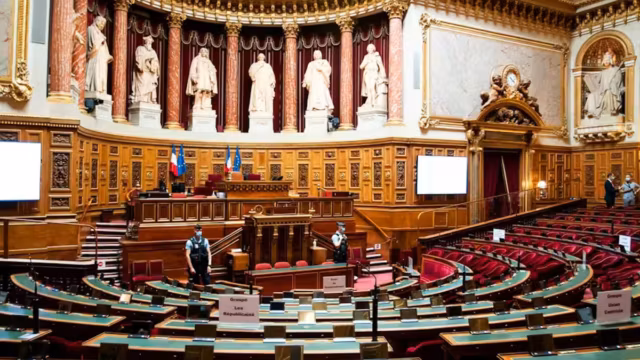 Le Sénat muscle le projet de loi Ripost contre rodéos, protoxyde et free parties