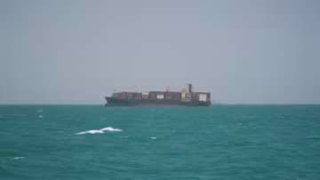 Le contrôle renforcé du détroit d’Ormuz par l’Iran aggrave la situation des marins bloqués
