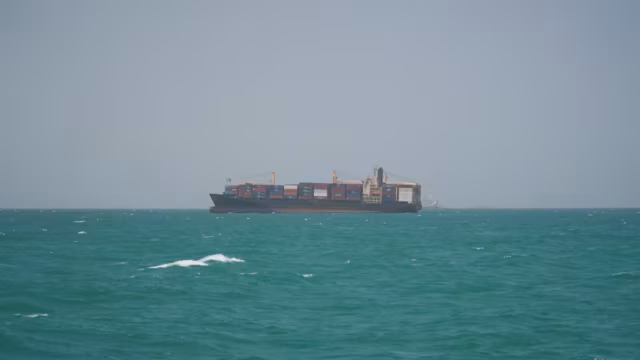 Le contrôle renforcé du détroit d’Ormuz par l’Iran aggrave la situation des marins bloqués