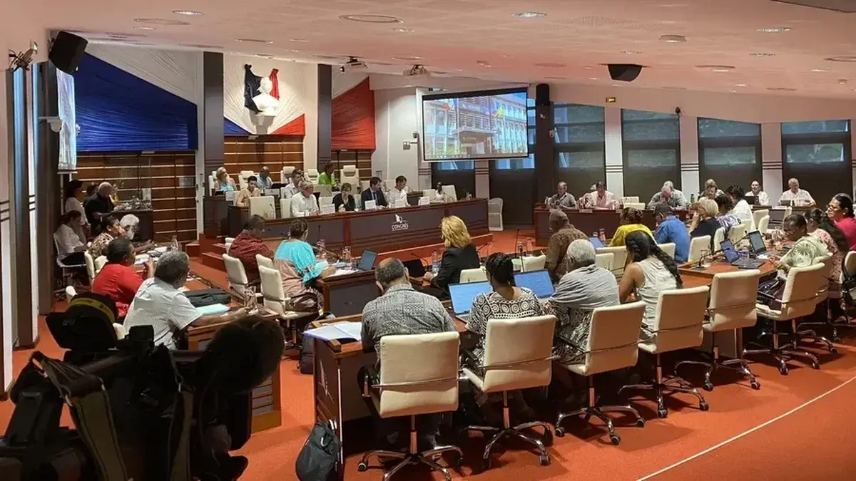 Le dossier explosif du corps électoral revient au Congrès de la Nouvelle-Calédonie ce lundi Le dossier explosif du corps électoral revient au Congrès de la Nouvelle-Calédonie ce lundi