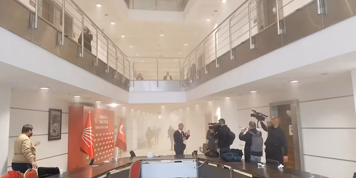 Le parti pro-kurde DEM dénonce l’éviction de la direction du principal parti d’opposition turc