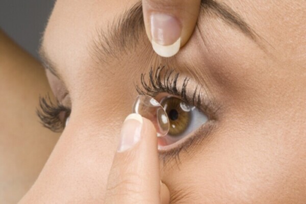 Lentilles de contact : quand le confort brouille la vue