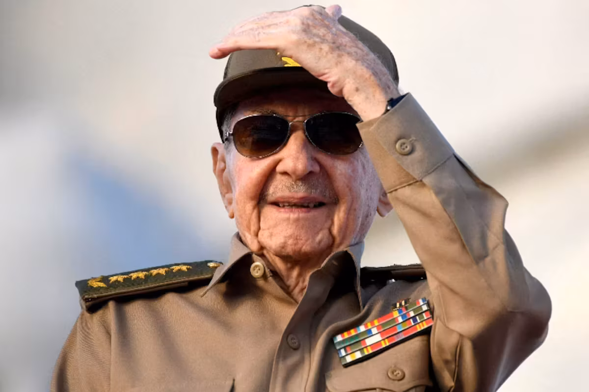Les États-Unis envisagent d’inculper Raul Castro