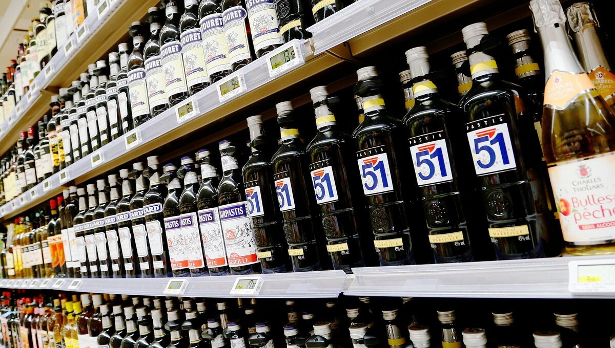 The government is cracking down on alcohol-related problems in New Caledonia.