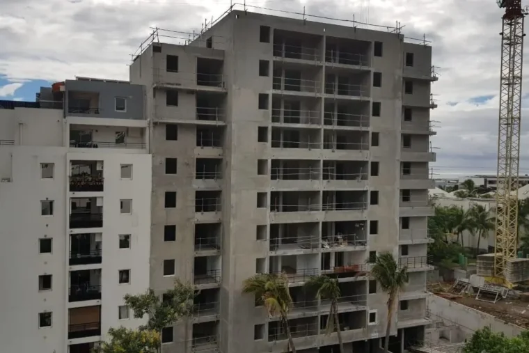 Logement social outre-mer : la coupe budgétaire qui inquiète élus et bâtisseurs