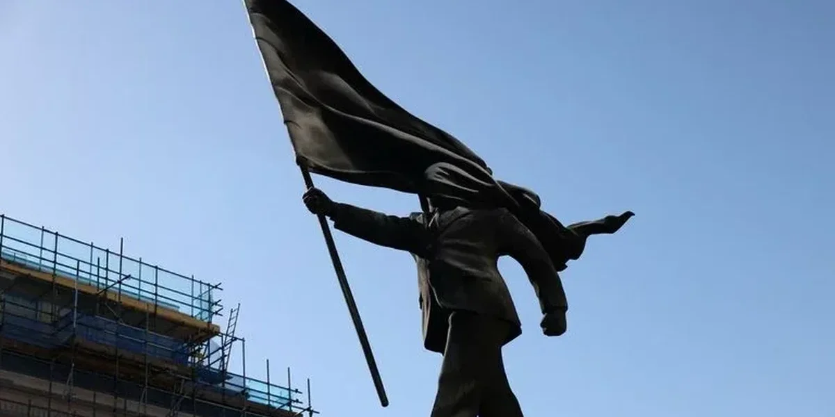 Londres salue une nouvelle œuvre de Banksy représentant un homme aveuglé par un drapeau