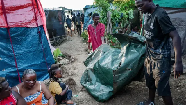 Mayotte attend des annonces de l’État sur le dossier sensible des migrants