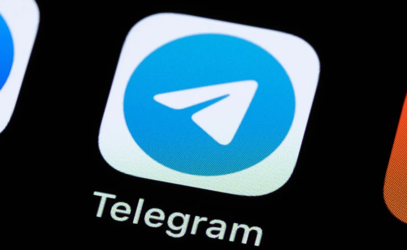 Menaces d'enlèvement sur Telegram : un investisseur en cryptomonnaie ciblé, enquête ouverte à Nanterre