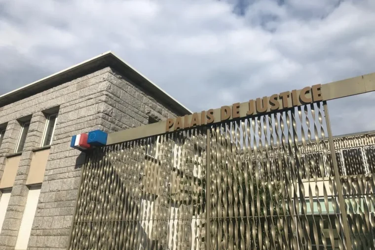 Morbihan : quatre ans ferme pour un ancien inspecteur à l'aide sociale qui abusait de ses bénéficiaires