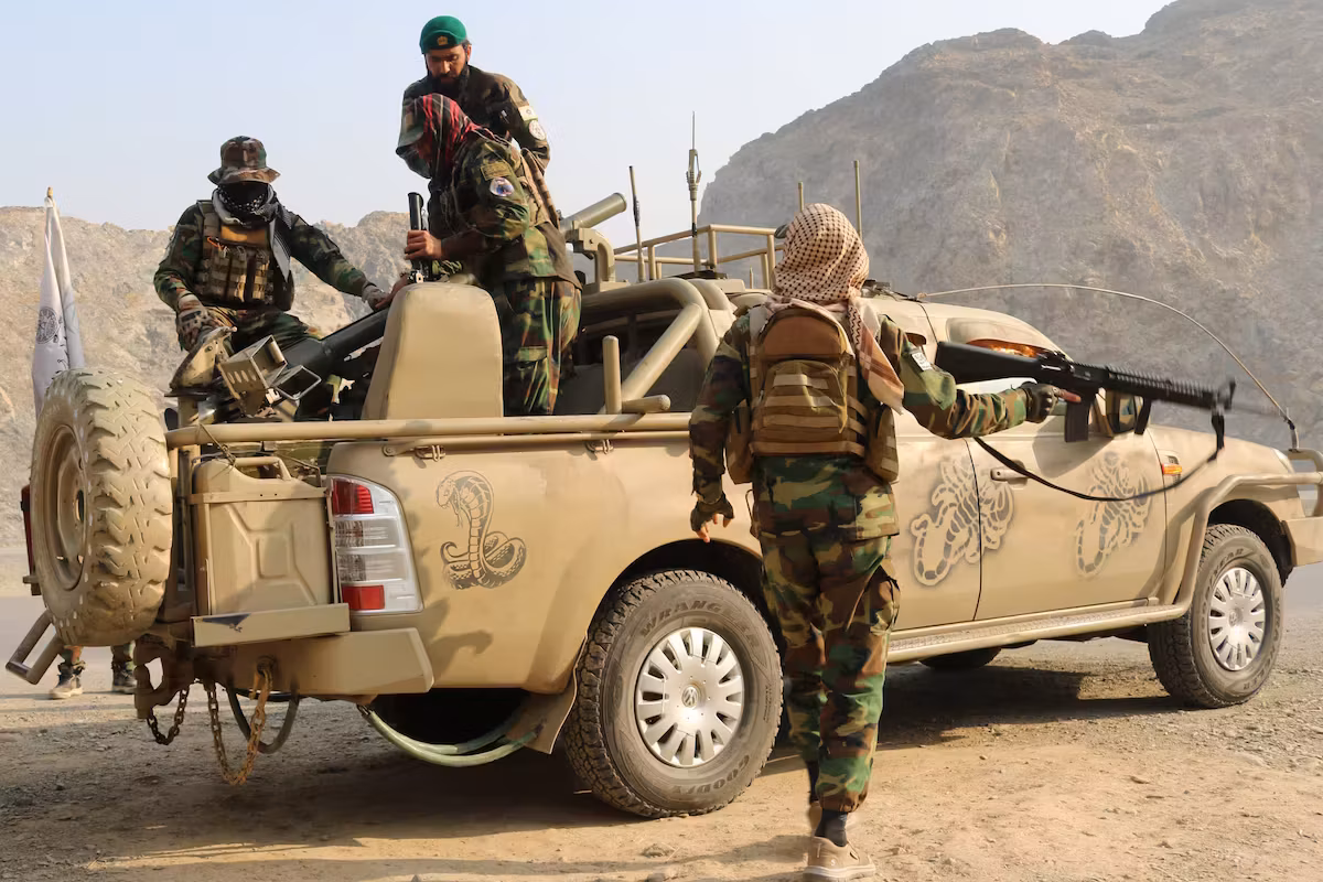 Moscou officialise un « partenariat complet » avec les talibans afghans