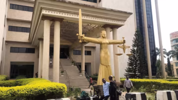 Nigeria : un ancien ministre condamné à 75 ans de prison dans une affaire géante de corruption