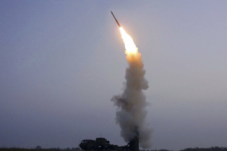 Nouvelle démonstration de force de Pyongyang : la Corée du Nord tire plusieurs missiles vers la mer