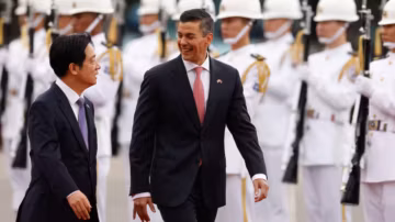 “Pions des séparatistes” : Pékin attaque violemment le président paraguayen après sa visite à Taïwan