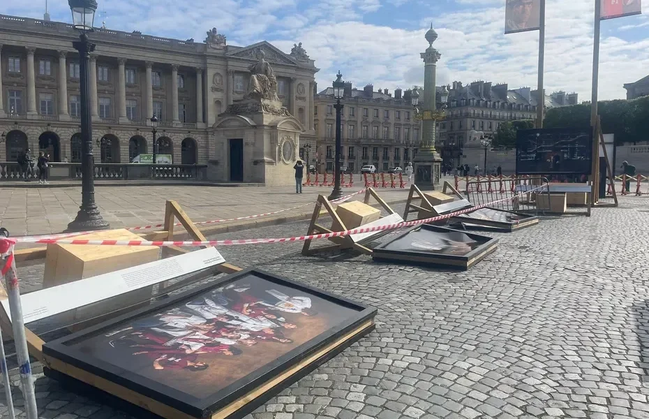 Place de la Concorde : l'exposition « Vivre ensemble », de Yann Arthus-Bertrand, vandalisée après la nuit de fête du PSG