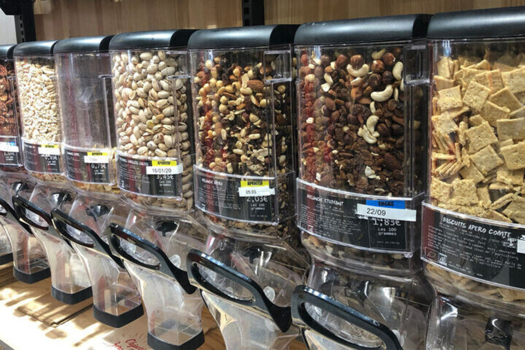 Plastique alimentaire: le vrac recule, les bouteilles gagnent du terrain