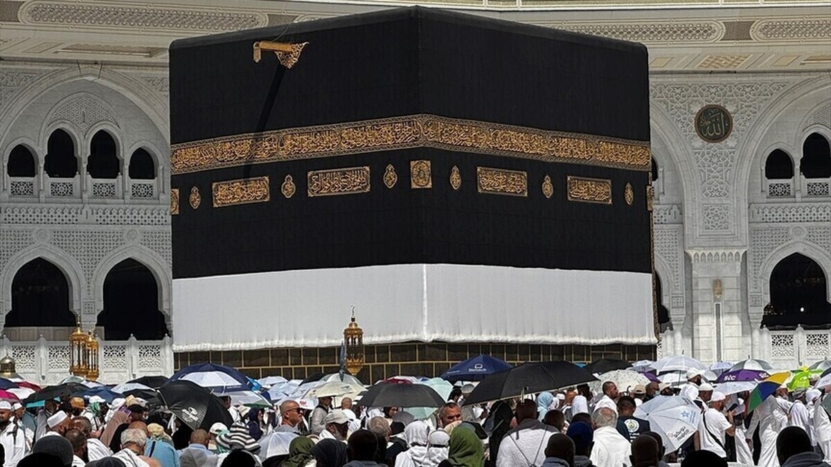Plus de 1,7 million de fidèles accomplissent le Hajj dans une immense ferveur à La Mecque Plus de 1,7 million de fidèles accomplissent le Hajj dans une immense ferveur à La Mecque