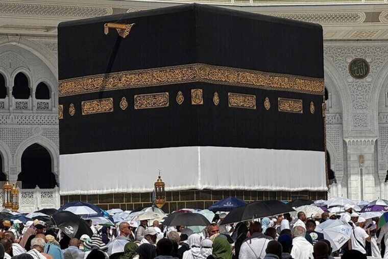 Plus de 1,7 million de fidèles accomplissent le Hajj dans une immense ferveur à La Mecque