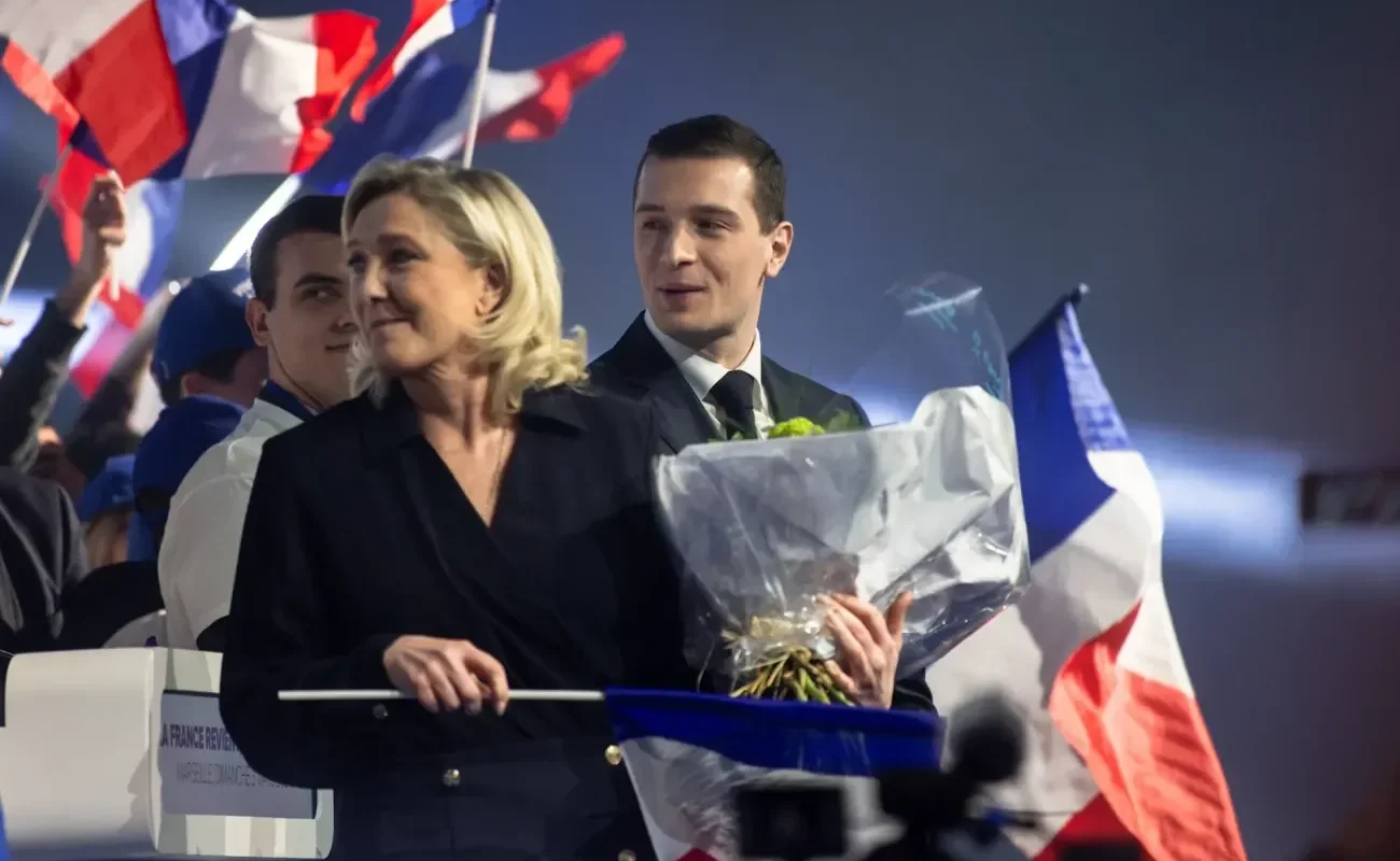 Présidentielle 2027: le RN en tête dans les sondages, Édouard Philippe s'installe en challenger